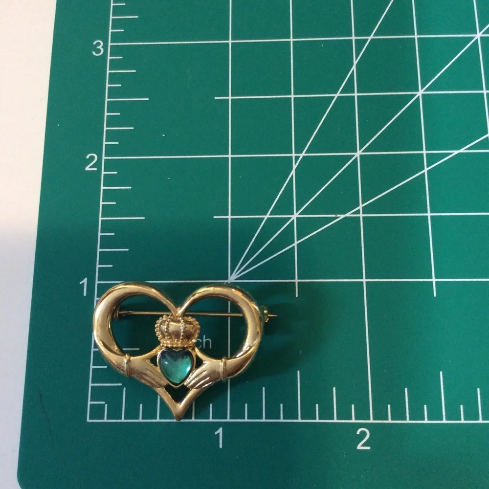 Lot of 6 Vintage Brooch Pins